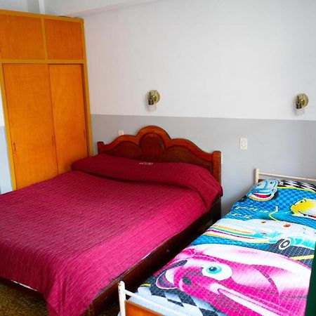 Hostal Zeballos Tarija Kültér fotó