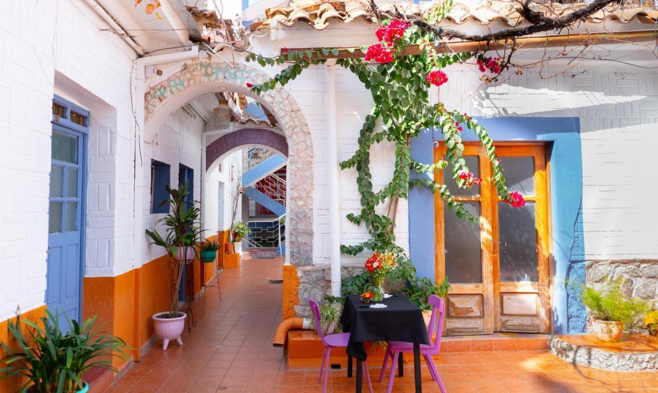Hostal Zeballos Tarija Kültér fotó