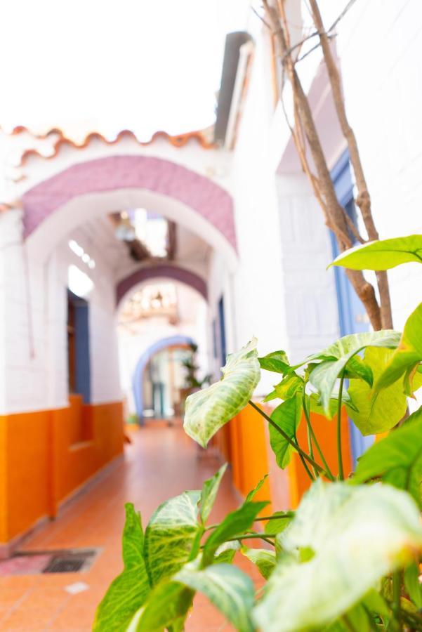 Hostal Zeballos Tarija Kültér fotó