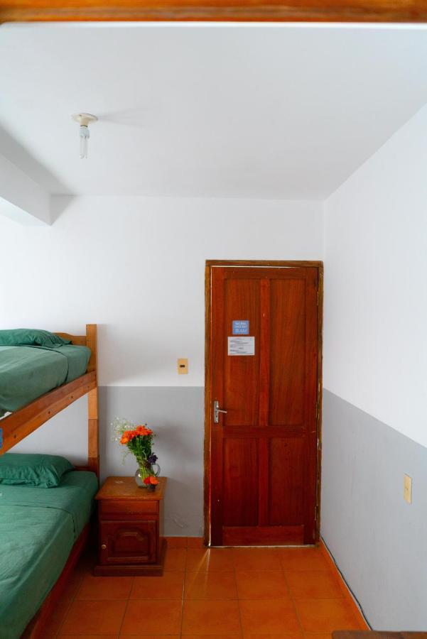 Hostal Zeballos Tarija Kültér fotó