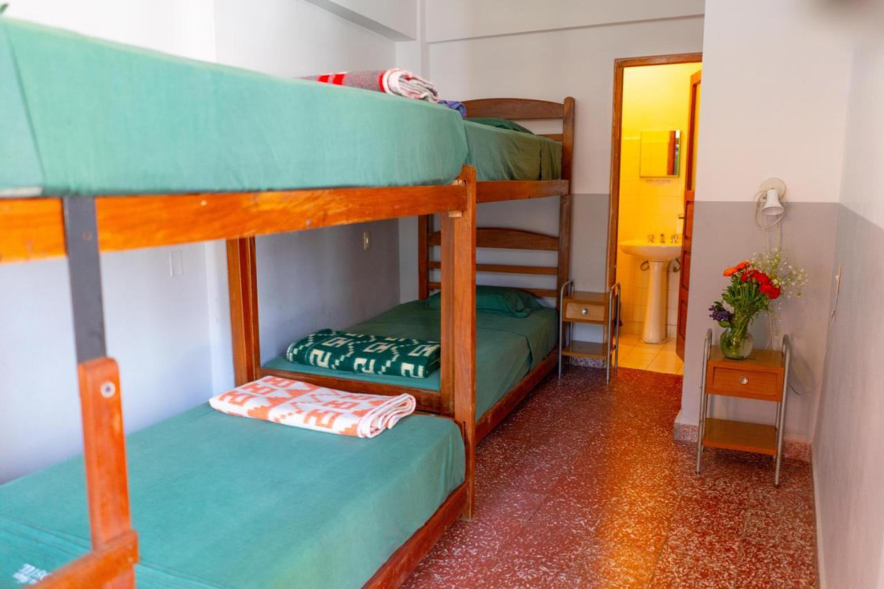 Hostal Zeballos Tarija Kültér fotó